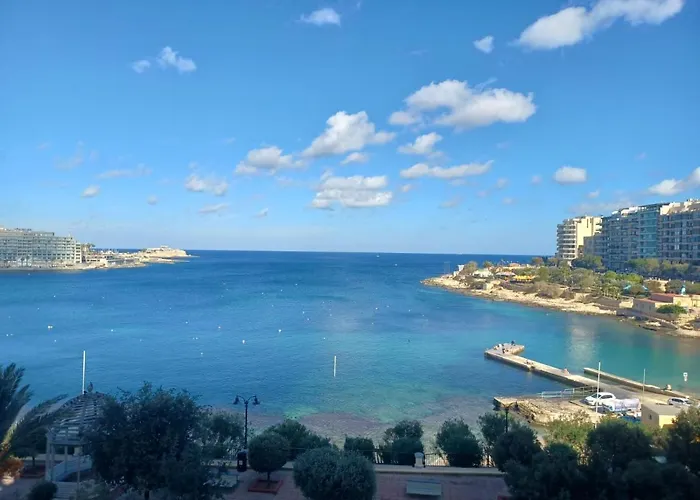 Beautiful Seaview Apartament *